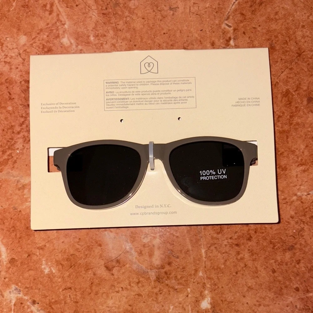 Stylish brown Sunglasses with UV Protection 12 Months